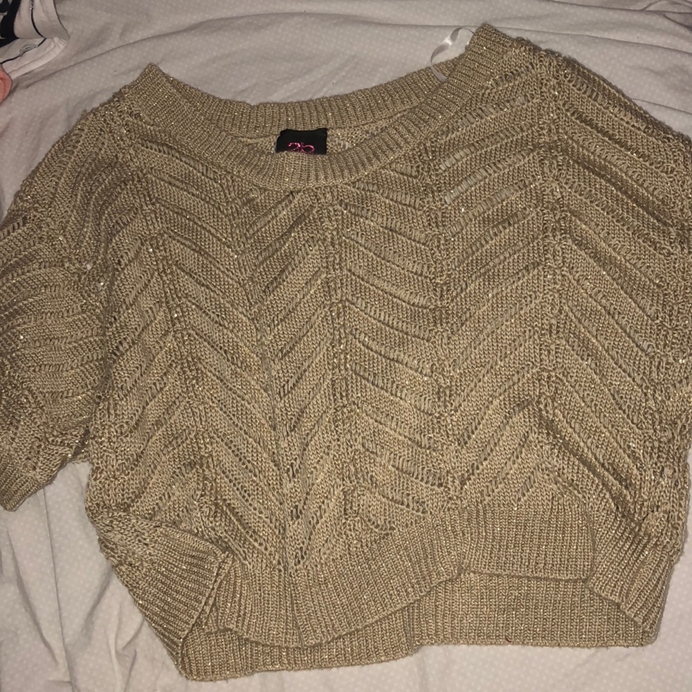 Cropped sweater